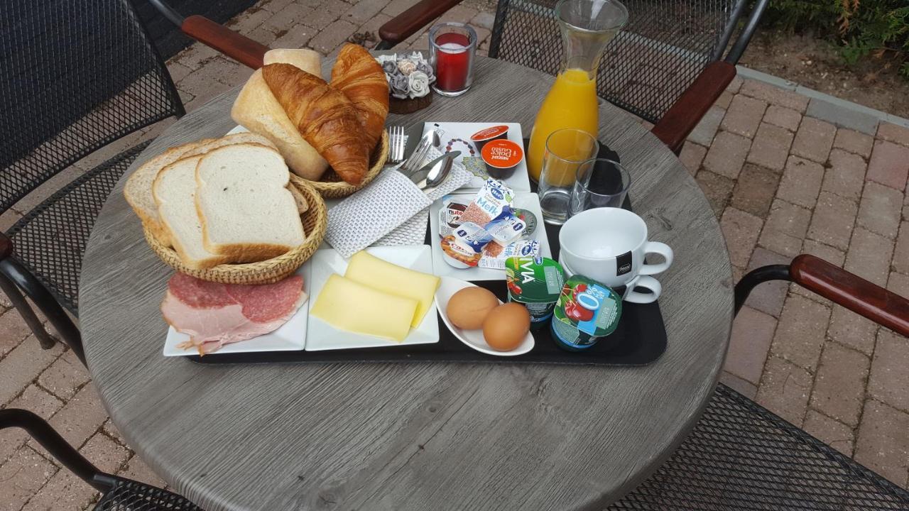 De Vier Linden Bed & Breakfast Vierlingsbeek Екстериор снимка
