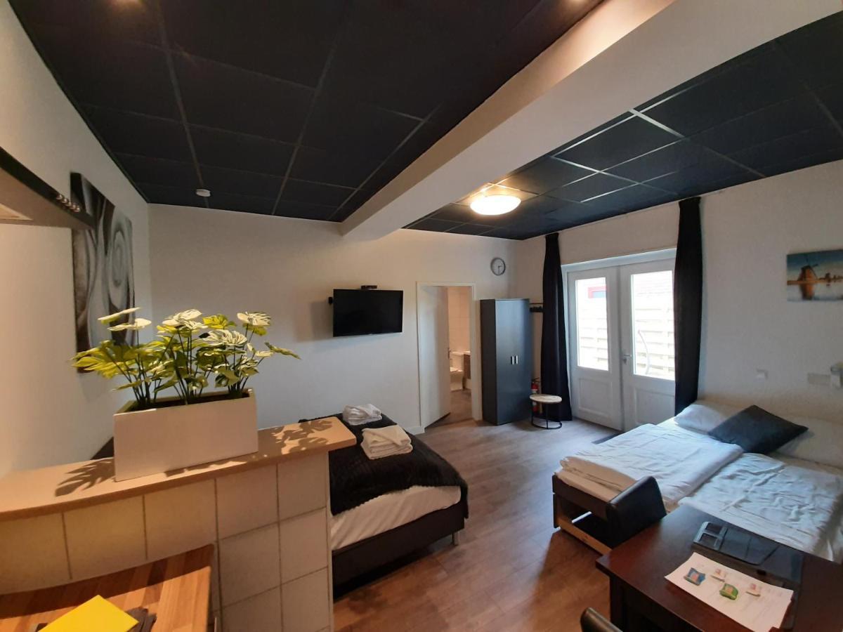 De Vier Linden Bed & Breakfast Vierlingsbeek Екстериор снимка